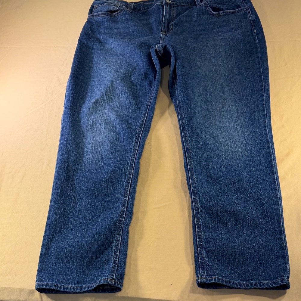 Old Navy women’s blue denim jeans size 16 short wow boyfriend mid rise stretch